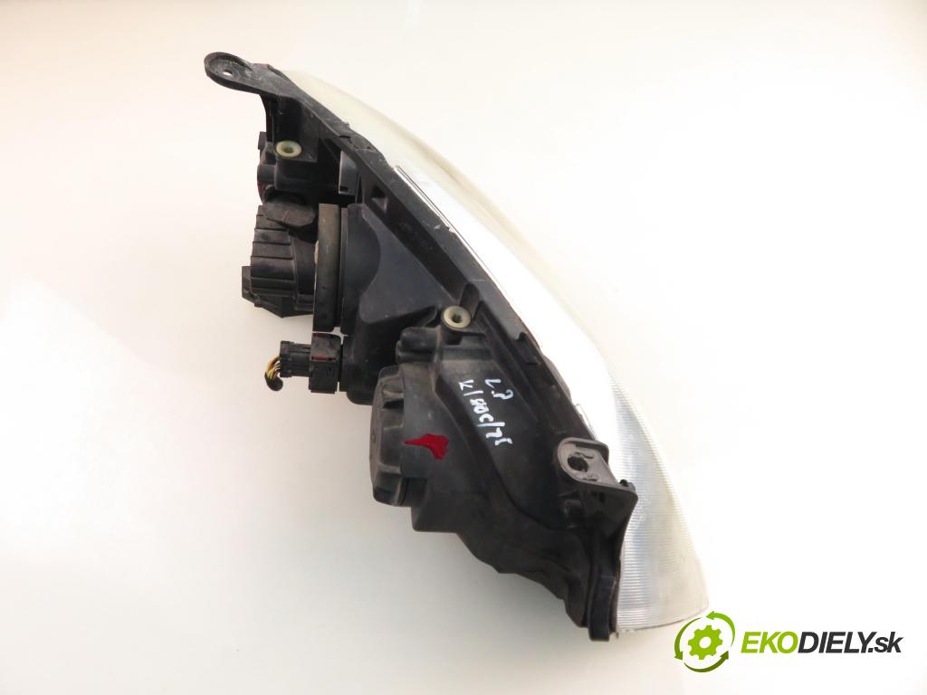 OPEL CORSA C (X01) HB 2000 43,00 1.0 12V 58 - Z 10 XE 973,00 světlo LP