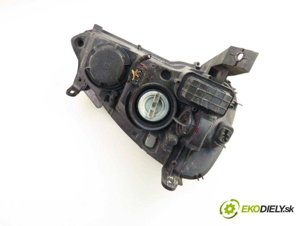 OPEL CORSA C (X01) HB 2000 43,00 1.0 12V 58 - Z 10 XE 973,00 světlo LP