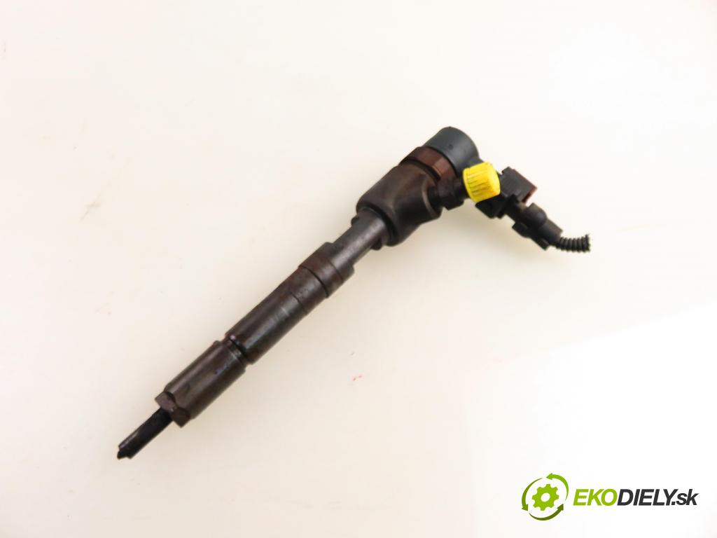 OPEL CORSA D (S07) HB 2011 70,00 1.3 CDTI - A 13 DTE 1248,00 vstrekovač 0445110326 (Vstrekovač paliva)