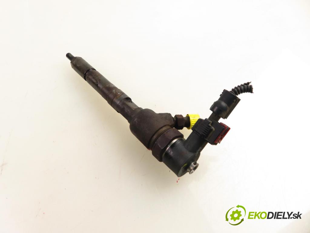 OPEL CORSA D (S07) HB 2011 70,00 1.3 CDTI - A 13 DTE 1248,00 vstrekovač 0445110326 (Vstrekovač paliva)