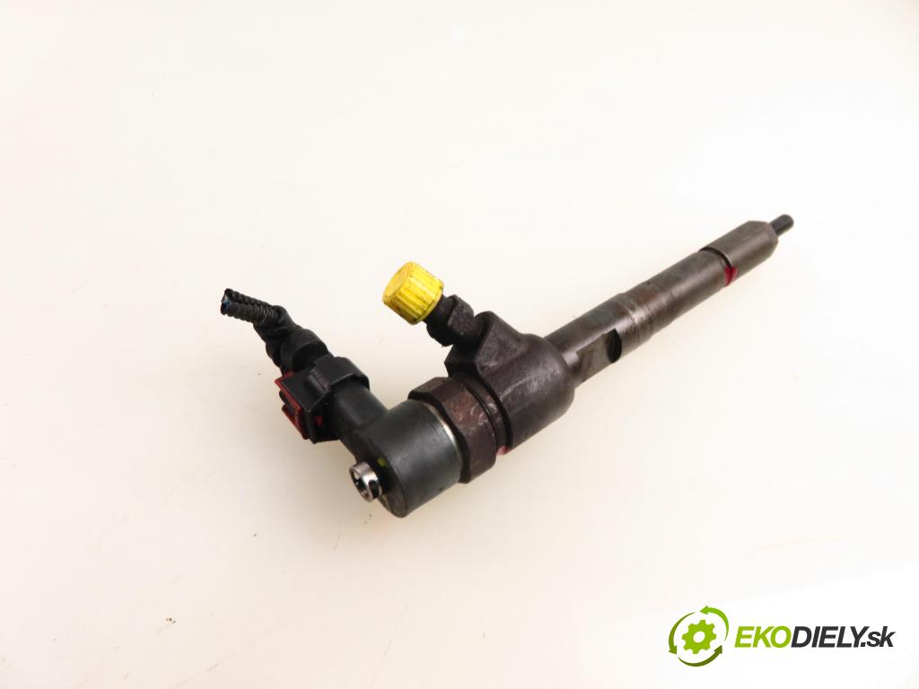 OPEL CORSA D (S07) HB 2011 70,00 1.3 CDTI - A 13 DTE 1248,00 vstrekovač 0445110326 (Vstrekovač paliva)