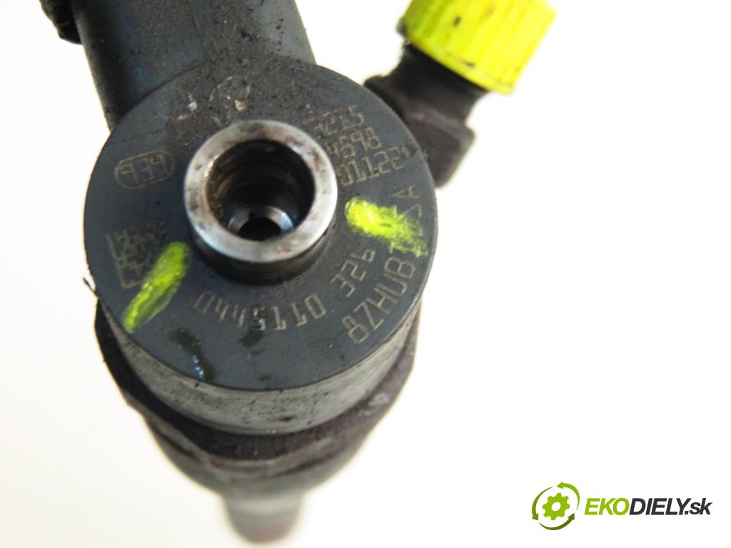 OPEL CORSA D (S07) HB 2011 70,00 1.3 CDTI - A 13 DTE 1248,00 vstrekovač 0445110326 (Vstrekovač paliva)