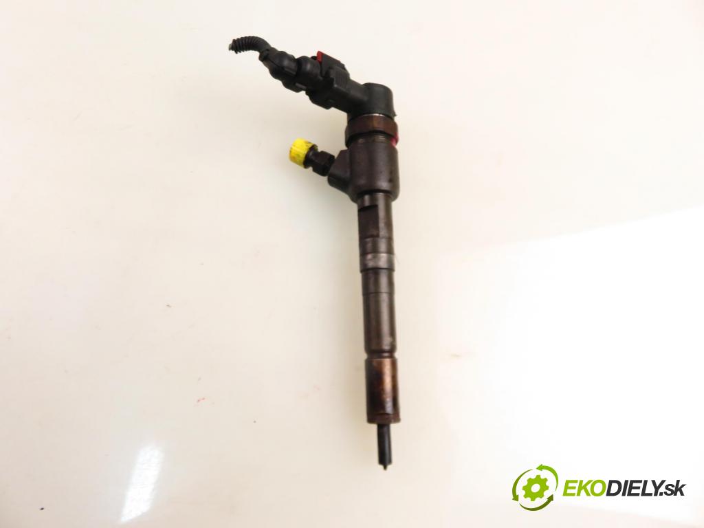 OPEL CORSA D (S07) HB 2011 70,00 1.3 CDTI - A 13 DTE 1248,00 vstrekovač 0445110326 (Vstrekovač paliva)