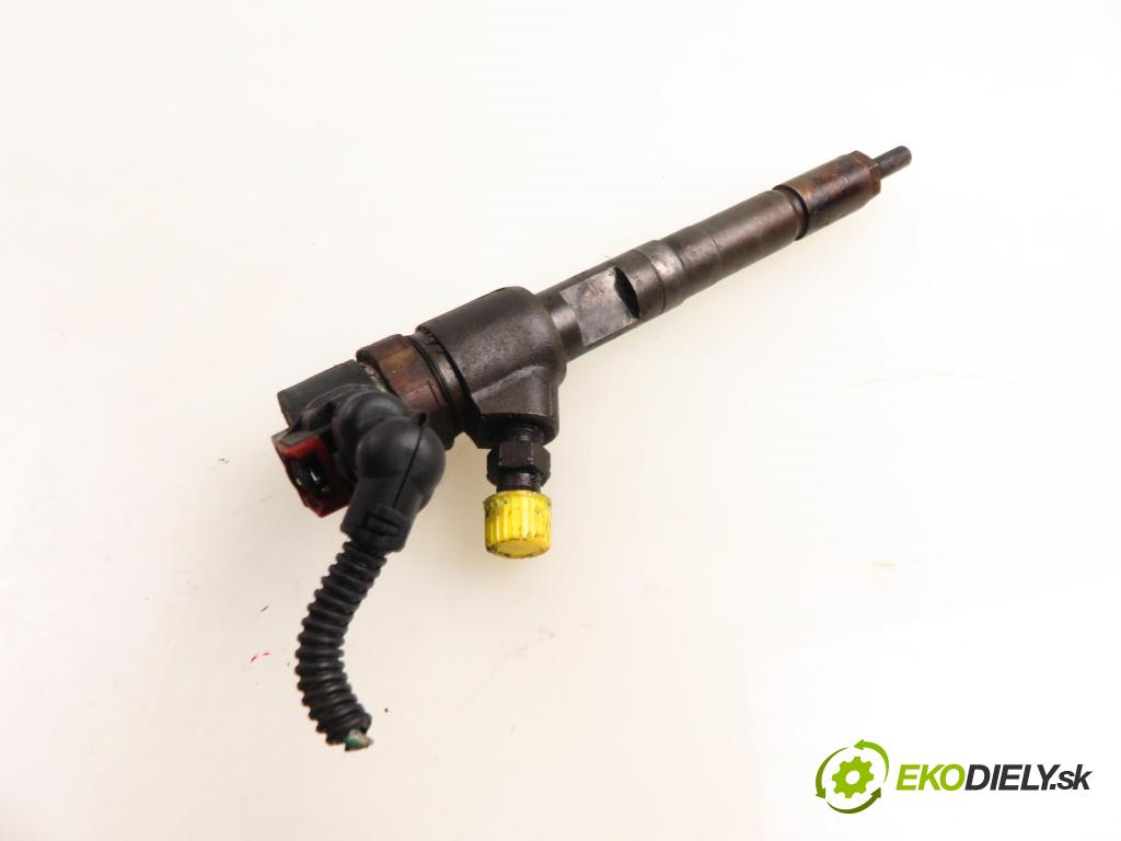 OPEL CORSA D (S07) HB 2011 70,00 1.3 CDTI - A 13 DTE 1248,00 vstrekovač 0445110326 (Vstrekovač paliva)