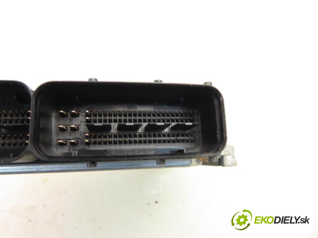 FIAT DOBLO Cargo (223_) FURGON 2008 77,00 1.9 JTD 105 - 223 B1.000 1910,00 Riadiaca jednotka Motor 51798819 ; 0281012865