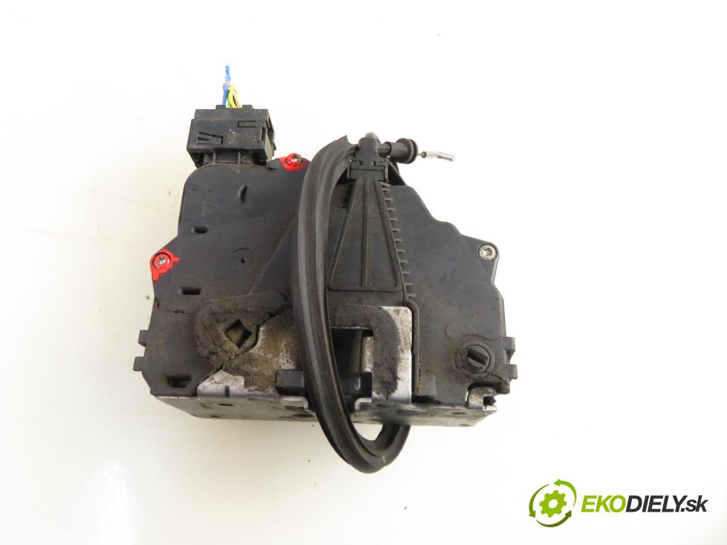 FIAT GRANDE PUNTO (199_) HB 2007 57,00 1.4 - 350 A1.000 1368,00 zámok 55701965