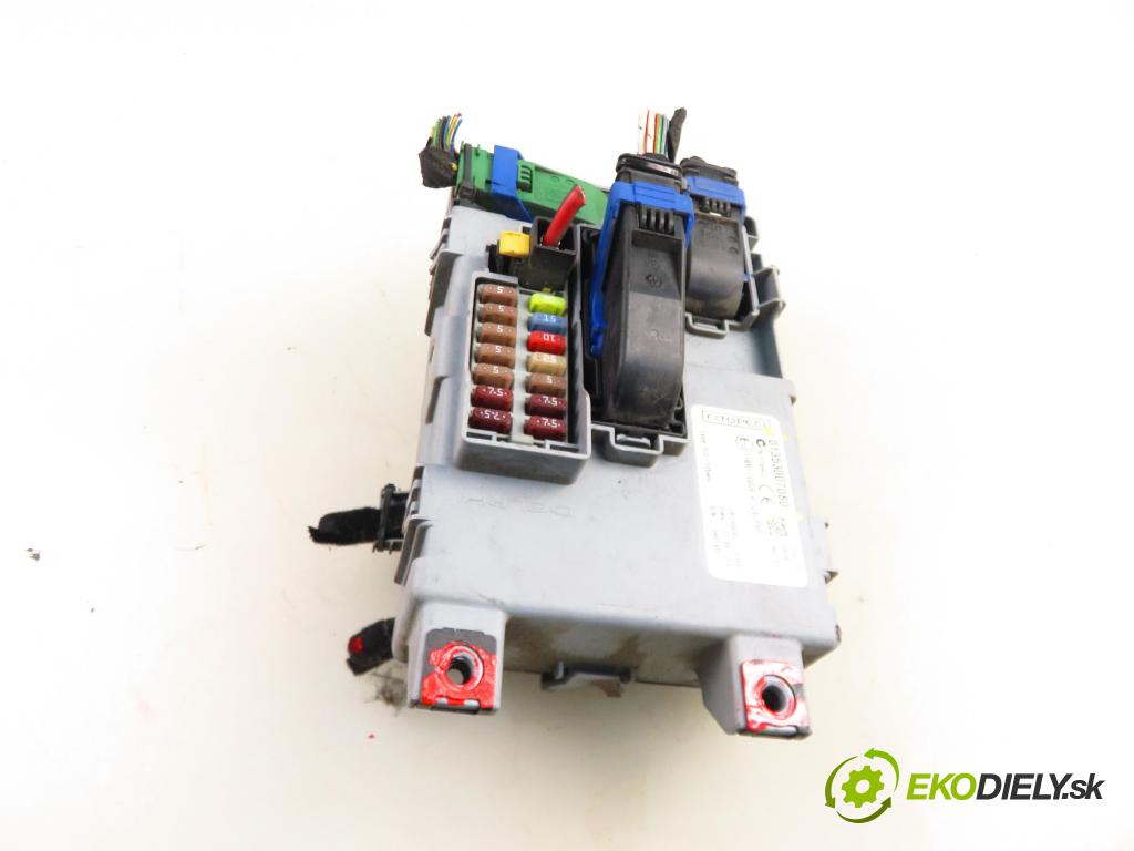 CITROEN NEMO Skrzynia (AA_) FURGON 2008 50,00 1.4 HDi - 8HS (DV4TED) 1398,00 MODUL BSI 01353007080