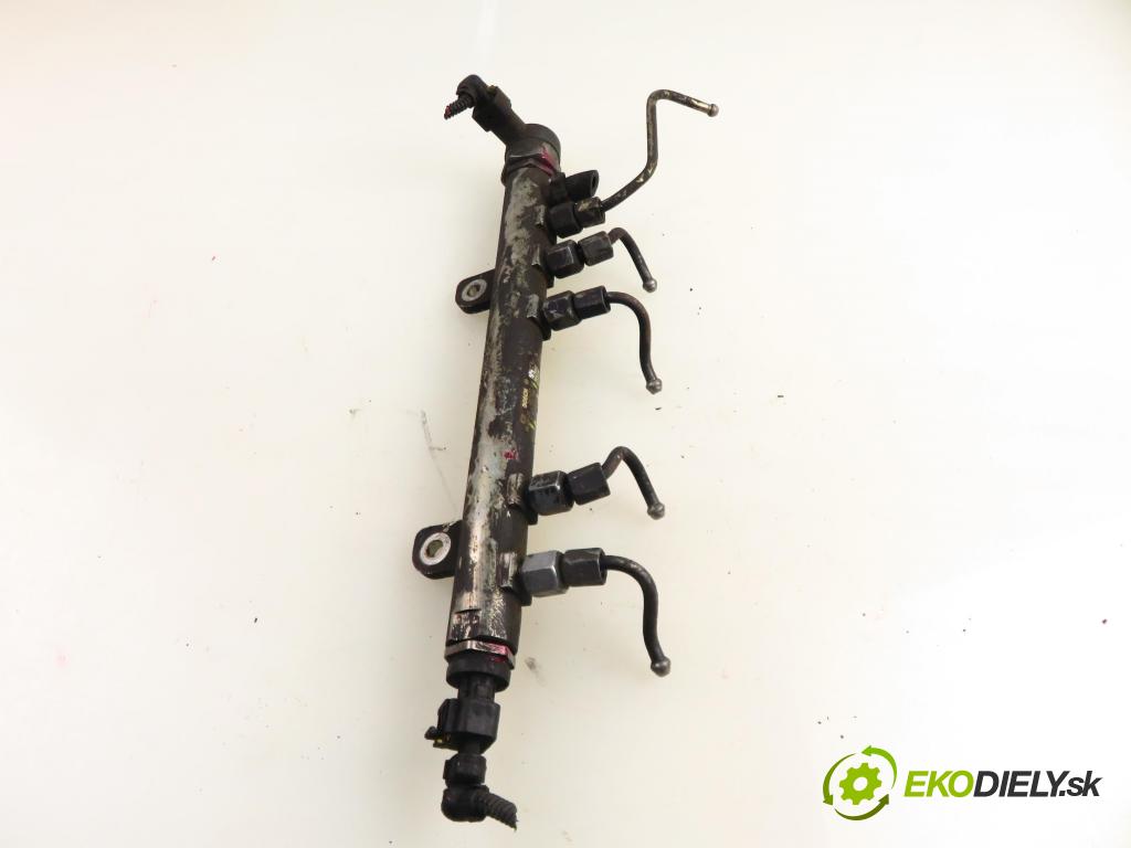 FIAT GRANDE PUNTO (199_) HB 2006 66,00 1.3 D Multijet 90 - 199 A3.000 1248,00 lišta vstřikovací 55200517 ; 0445214086 ; 0281002507 (Vstřikovací lišty)