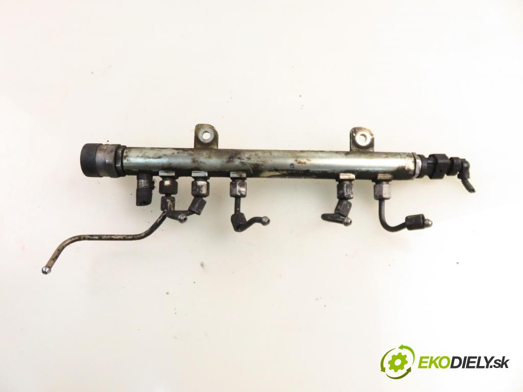 FIAT GRANDE PUNTO (199_) HB 2006 66,00 1.3 D Multijet 90 - 199 A3.000 1248,00 lišta vstřikovací 55200517 ; 0445214086 ; 0281002507 (Vstřikovací lišty)