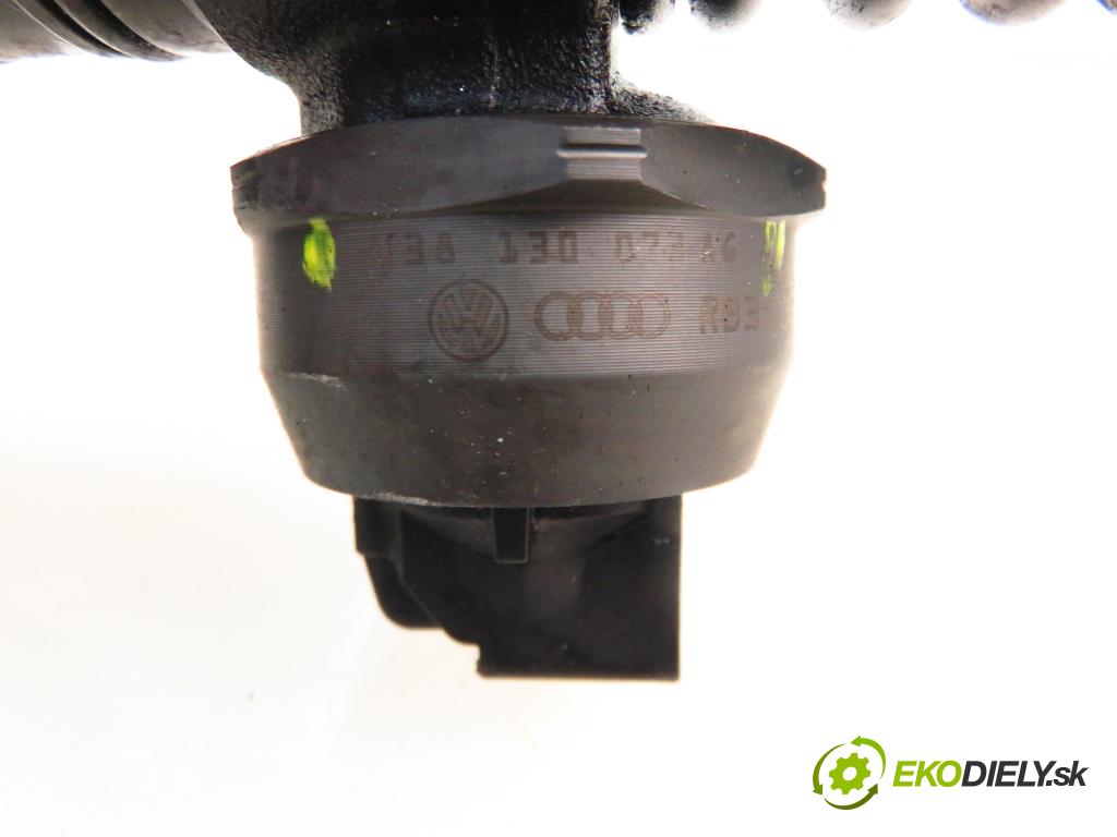 VW PASSAT B6 (3C2) SEDAN 2006 77,00 1.9 TDI PD 105 - BKC 1896,00 Vstrekovač 038130073AG (Vstrekovač paliva)