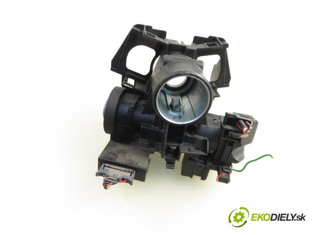 OPEL ZAFIRA A Nadwozie Wielkopojemne (MPV) (T98)  MINIVAN 1999 92,00 1.8 16V 125 - Z 18 XE 1796,00 spinačka 24445098 ; 5WK4763 (Spínacia skrinka)