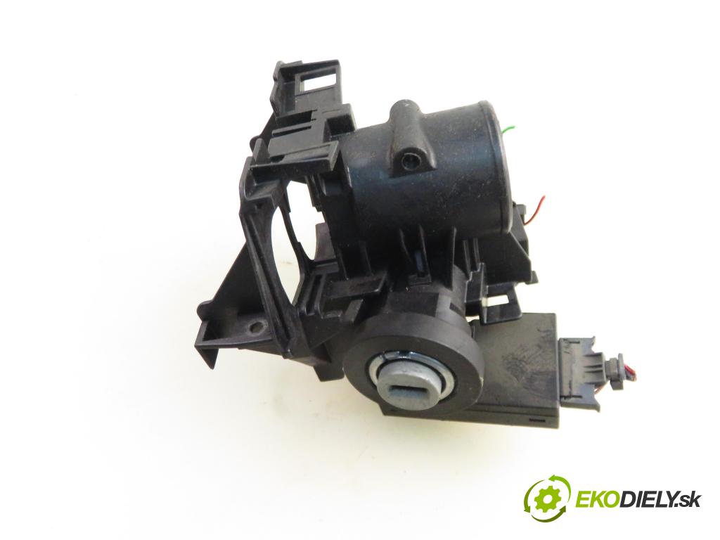 OPEL ZAFIRA A Nadwozie Wielkopojemne (MPV) (T98)  MINIVAN 1999 92,00 1.8 16V 125 - Z 18 XE 1796,00 spinačka 24445098 ; 5WK4763 (Spínacia skrinka)