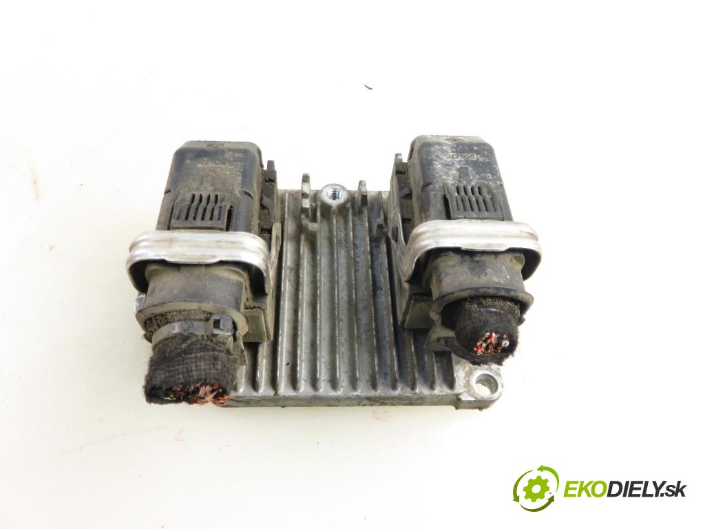 OPEL ZAFIRA A Nadwozie Wielkopojemne (MPV) (T98) MINIVAN 1999 92,00 1.8 16V 125 - Z 18 XE 1796,00 Riadiaca jednotka Motor 55351752 ; S0300703 ; 5WK91727