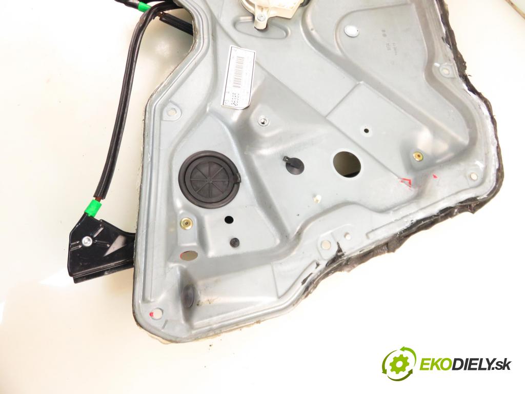 SEAT LEON (1M1) HB 2005 77,00 1.6 16 V - BCB 1598,00 mechanismus oken 1M0837755