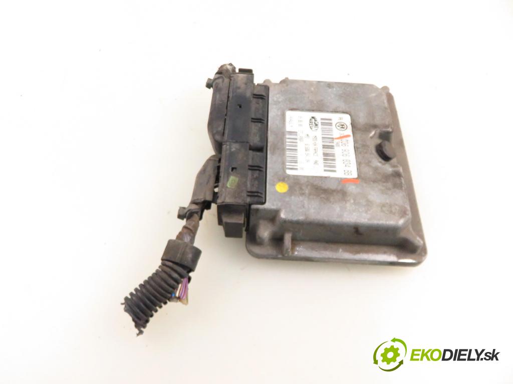 VW BORA (1J2) SEDAN 2001 77,00 1.6 16V - AUS 1598,00 Riadiaca jednotka Motor 036906034BB