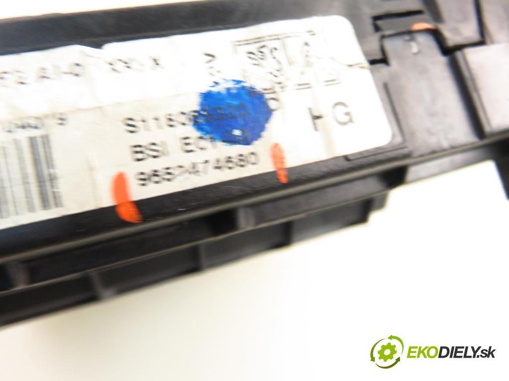 PEUGEOT PARTNER Combispace (5F) KOMBIVAN 2004 66,00 2.0 HDI - RHY (DW10TD) 1997,00 MODUL BSI 9652474680