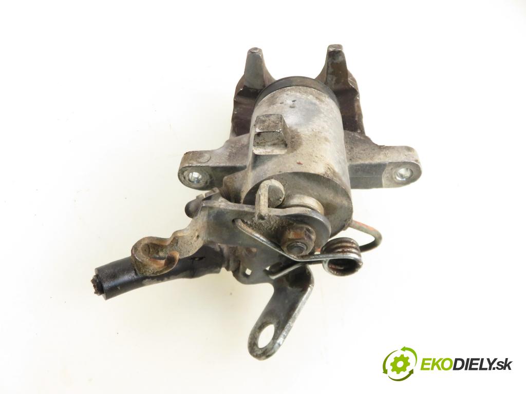 SEAT ALTEA (5P1) HB 2004 77,00 1.9 TDI - BKC 1896,00 Brzdič strmeň pravé zadné