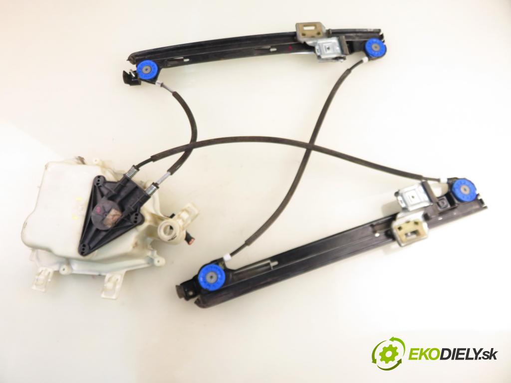 SEAT ALTEA (5P1) HB 2004 77,00 1.9 TDI - BKC 1896,00 mechanismus oken 1K0959739D ; 5P0837401A