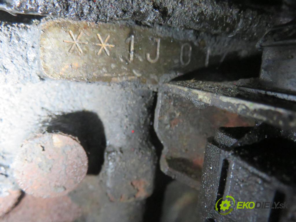 VOLVO V70 I (875, 876) KOMBI 1996 103,00 2.5 TDI - D 5252 T 2461,00 Motor DIESEL D5252T ; 1J