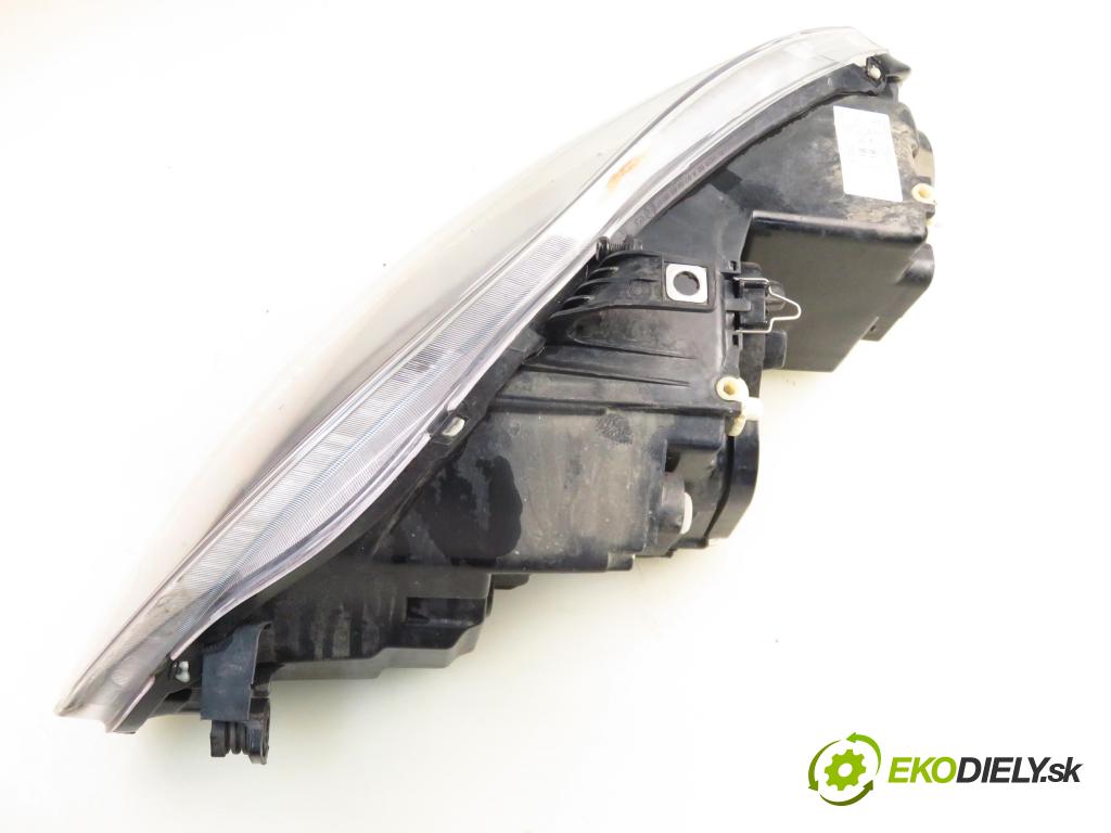 SEAT ALTEA (5P1) HB 2004 77,00 1.9 TDI - BKC 1896,00 Svetlo PP