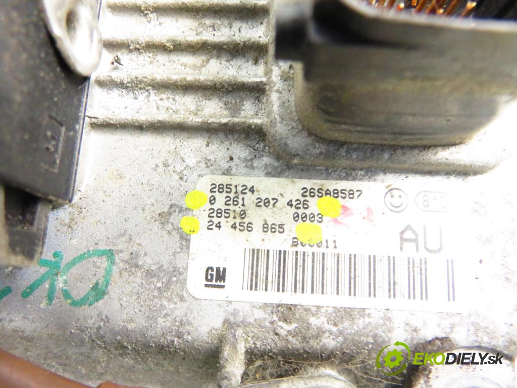 OPEL CORSA C (X01) HB 2004 55,00 1.2 16V 75 - Z 12 XE 1199,00 Riadiaca jednotka Motor 24456865 ; 0261207426