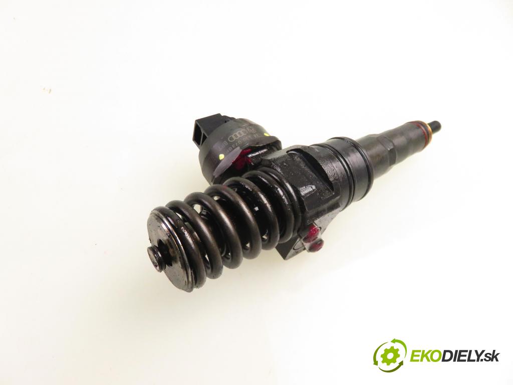 SEAT IBIZA III (6L1) HB 2009 59,00 1.4 TDI - BMS 1422,00 Vstrekovač 038130073BP ; 0414720314 (Vstrekovač paliva)