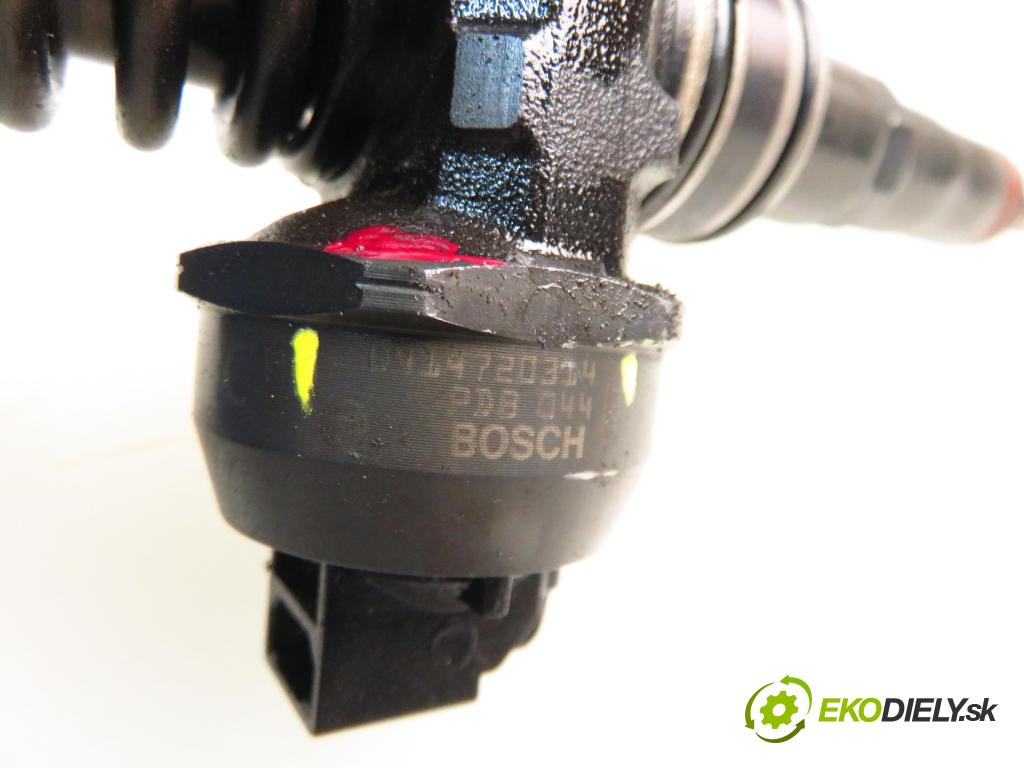 SEAT IBIZA III (6L1) HB 2009 59,00 1.4 TDI - BMS 1422,00 Vstrekovač 038130073BP ; 0414720314 (Vstrekovač paliva)