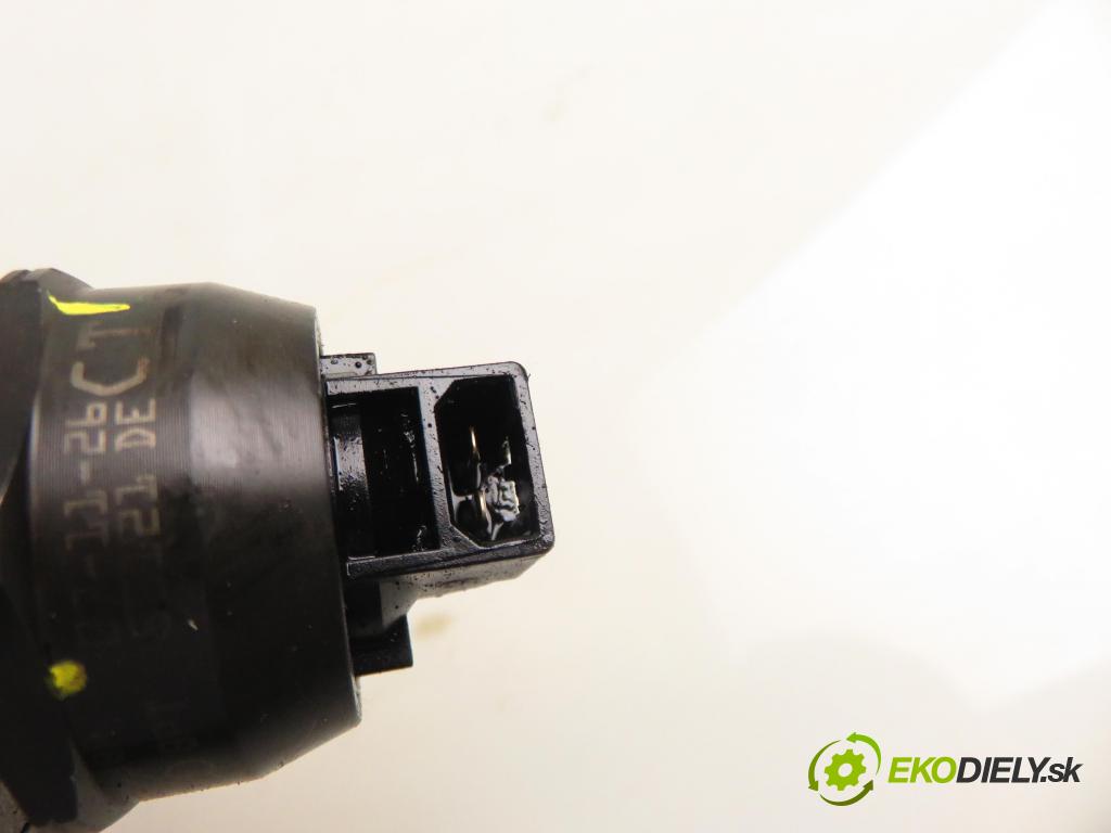 SEAT IBIZA III (6L1) HB 2009 59,00 1.4 TDI - BMS 1422,00 Vstrekovač 038130073BP ; 0414720314 (Vstrekovač paliva)