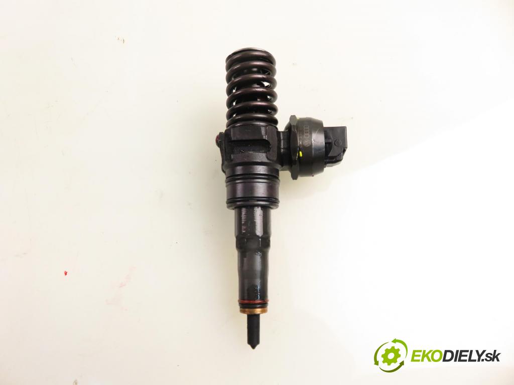 SEAT IBIZA III (6L1) HB 2009 59,00 1.4 TDI - BMS 1422,00 Vstrekovač 038130073BP ; 0414720314 (Vstrekovač paliva)