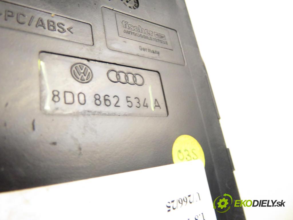 AUDI A4 (8D2, B5) SEDAN 1998 110,00 1.8 T - APU 1781,00 Držiak na nápoje 8D0862534 (Držiak (úchyt) na nápoje)