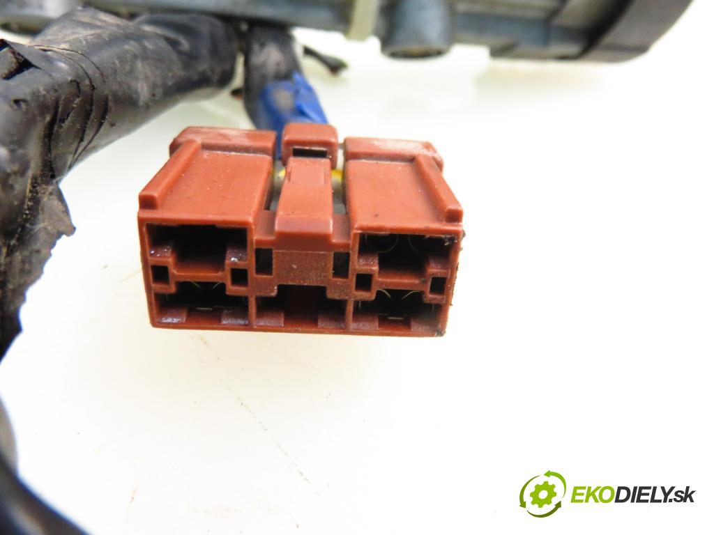 HONDA CR-V I (RD) SUV 1998 94,00 2.0 16V 4WD (RD1, RD3) - B20B3 1972,00 spinačka  (Spínacia skrinka)