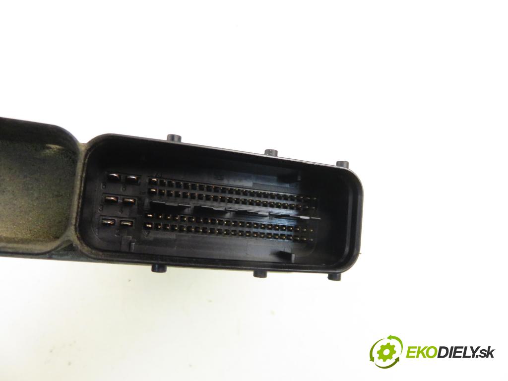 KIA CEE'D liftback (ED) HB 2008 92,00 1.6 CVVT - G4FC 1591,00 Riadiaca jednotka Motor 0261201324 ; 391102B500
