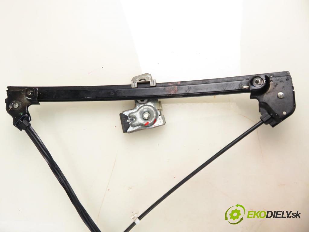 VW POLO Variant (6V5) KOMBI 1999 0,00 1.4 - AEX 1390,00 mechanismus oken PPE