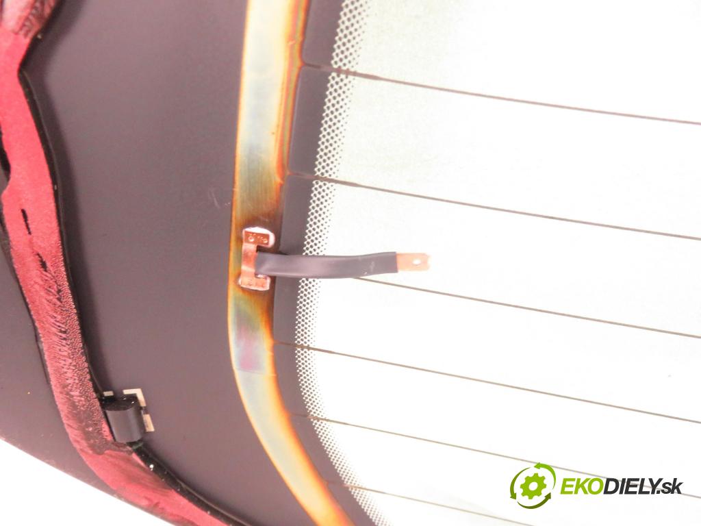 FORD FOCUS III Turnier KOMBI 2014 92,00 1.0 EcoBoost 125 - M1DA 998,00 Okno zadné kapota 