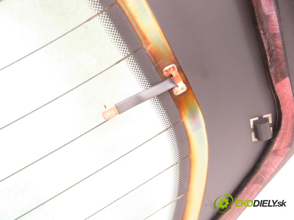 FORD FOCUS III Turnier KOMBI 2014 92,00 1.0 EcoBoost 125 - M1DA 998,00 okno ZADNÍ: kapota