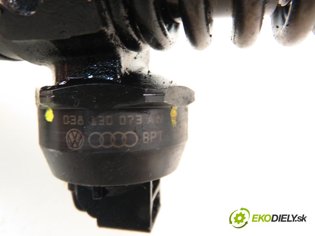 AUDI A4 Avant (8E5, B6) KOMBI 2002 96,00 1.9 TDI - AWX 1896,00 Vstrekovač 038130073AN ; 0414720209 (Vstrekovač paliva)