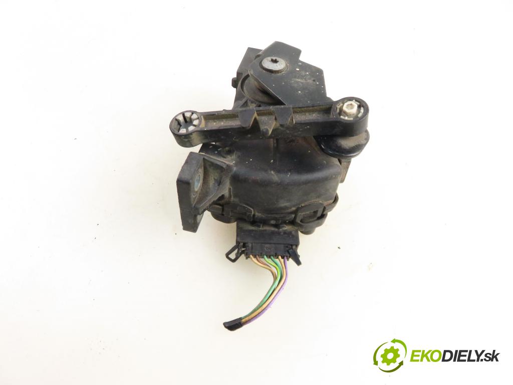 RENAULT CLIO II (BB_, CB_) HB 2002 55,00 1.2 16V (BB05, BB0W, BB11, BB27, BB2T, BB2U, BB2V, 1149,00 Potenciometer plynu 6PV00811924 ; 8200089851 (Potenciometer plynového pedálu)
