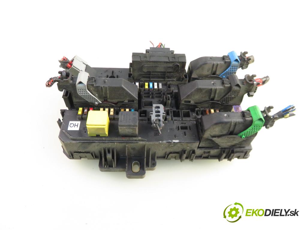 OPEL ZAFIRA B (A05) MINIVAN 2005 88,00 1.9 CDTI 8V 120 - Z 19 DT 1910,00 MODUL BSI 13220831