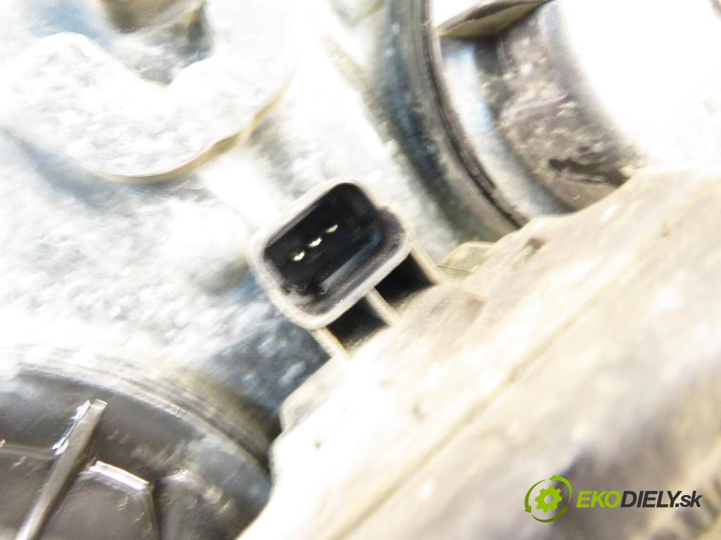 RENAULT LAGUNA II (BG0/1_) LIFTBACK 2001 88,00 1.9 dCi (BG08, BG0G) - F9Q 674 1870,00 Svetlo PP