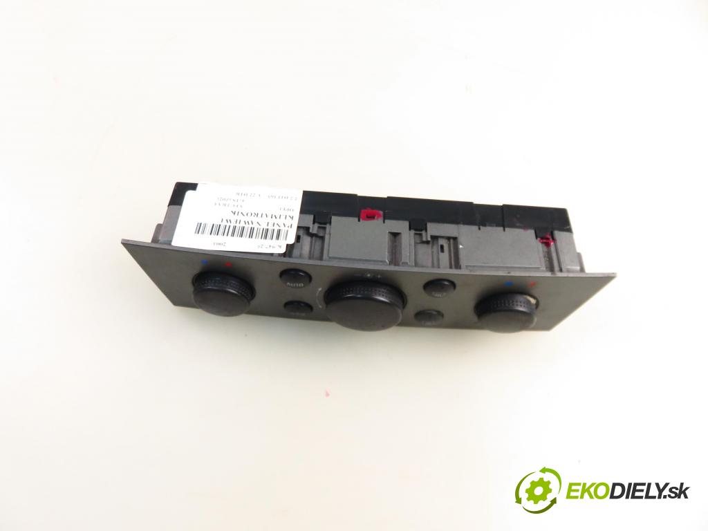OPEL VECTRA C GTS (Z02) LIFTBACK 2003 92,00 2.2 DTI 16V 125 - Y 22 DTR 2172,00 Panel kúrenia KLIMATRONIK 13138196