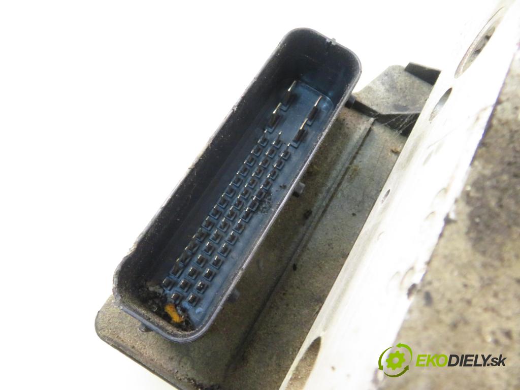 VW BORA (1J2) SEDAN 2001 77,00 1.6 16V - AUS 1598,00 Pumpa ABS 6X0614517 ; 06540812516002 (Pumpa ABS)