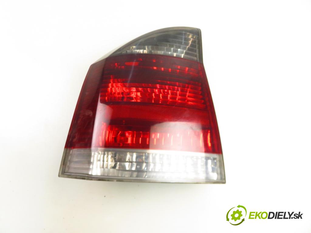 OPEL VECTRA C GTS (Z02) LIFTBACK 2003 92,00 2.2 DTI 16V 125 - Y 22 DTR 2172,00 světlo levé zadní