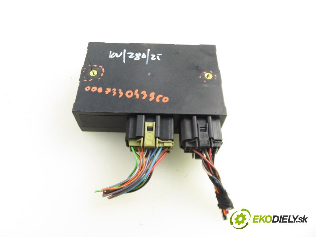 VW GOLF IV (1J1) HB 2002 81,00 1.6 FSI - BAD 1598,00 MODUL komfortu 1C0959799B