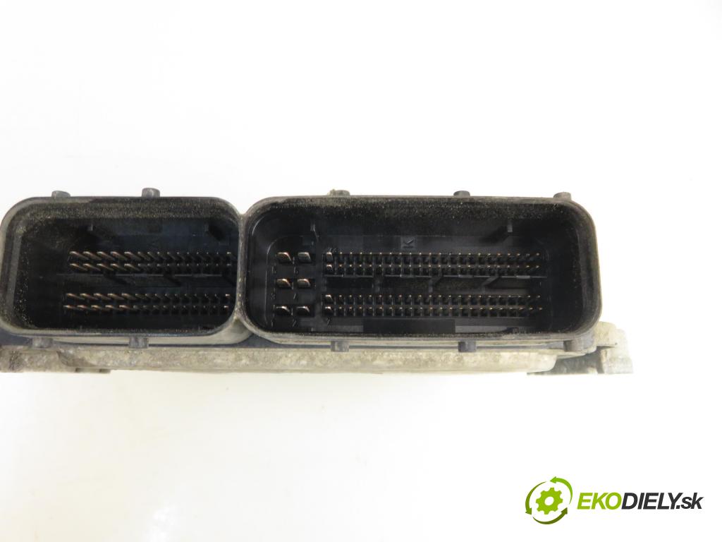 OPEL ZAFIRA B (A05) MINIVAN 2005 88,00 1.9 CDTI 8V 120 - Z 19 DT 1910,00 Riadiaca jednotka Motor 0281014024