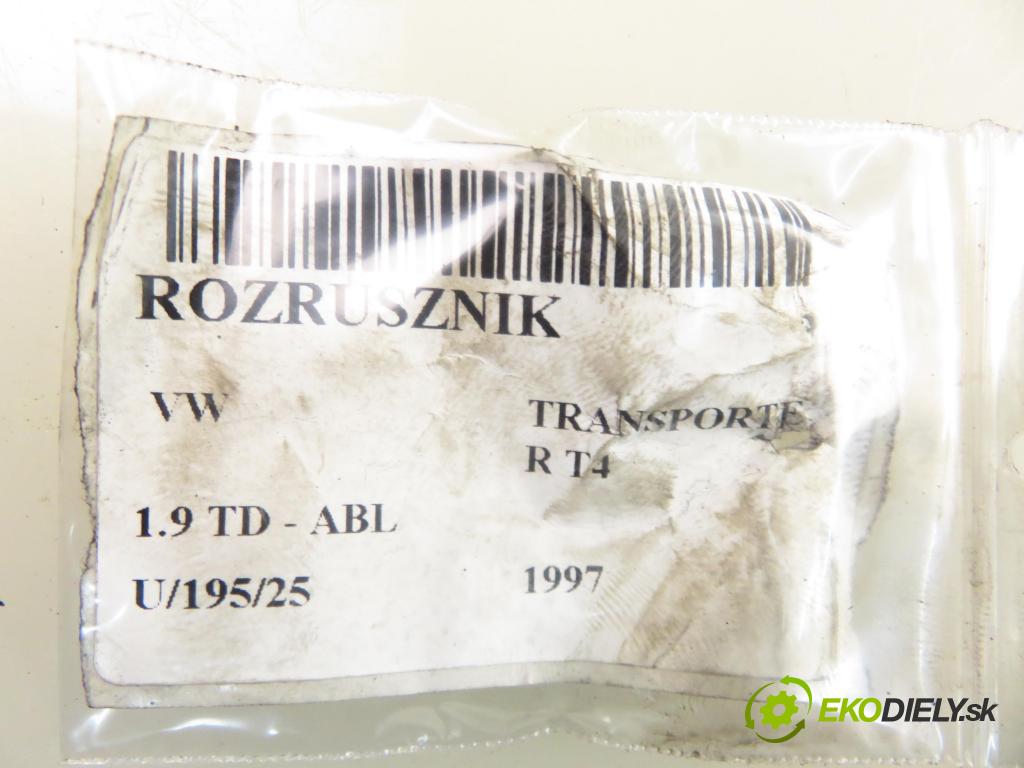 VW TRANSPORTER IV Skrzynia (70XA) FURGON 1997 50,00 1.9 TD 68 - ABL 1896,00 startér  (Startéry)