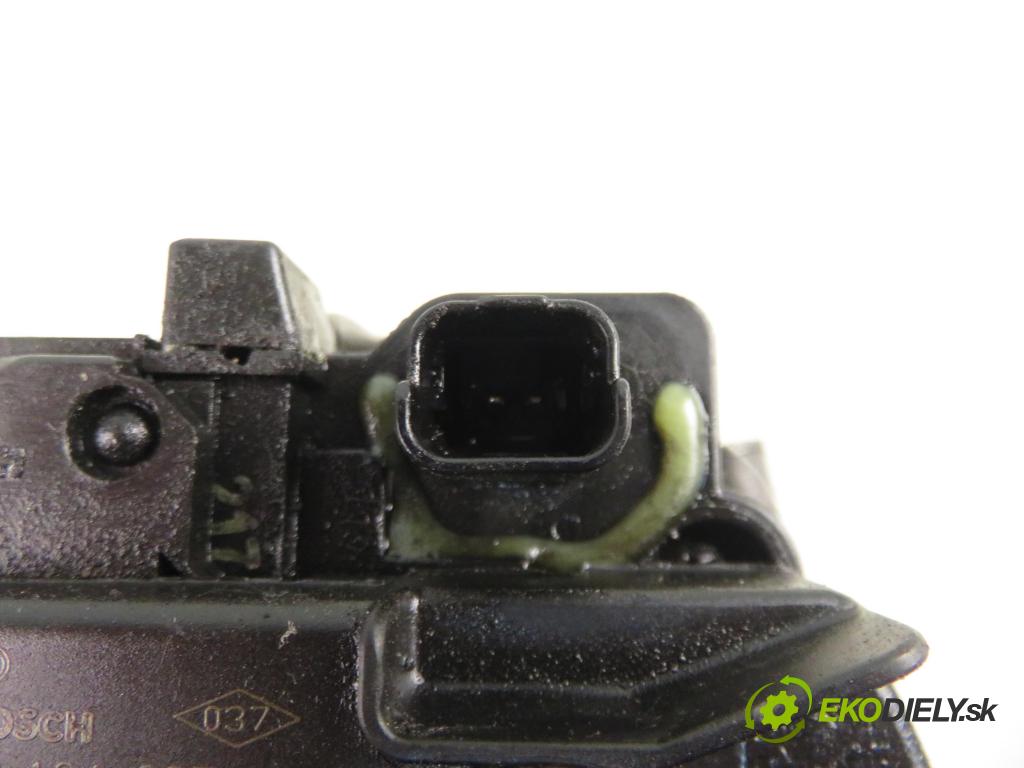 RENAULT THALIA I (LB0/1/2_) HB 2004 55,00 1.4 - K7J 700 1390,00 Alternátor 7700434899 ; 0124325031 (Alternátor)