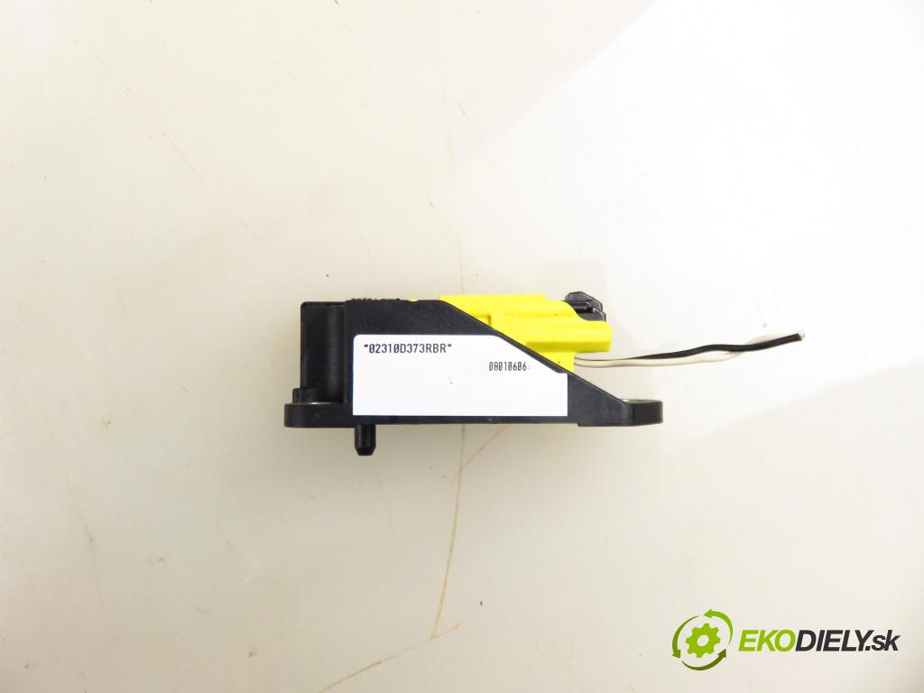 SEAT ALHAMBRA (7V8, 7V9) MINIVAN 2001 85,00 1.9 TDI PD 115 - AUY 1896,00 Snímač nárazu 5WK42895 ; 6Q0909606 (Snímač nárazu)