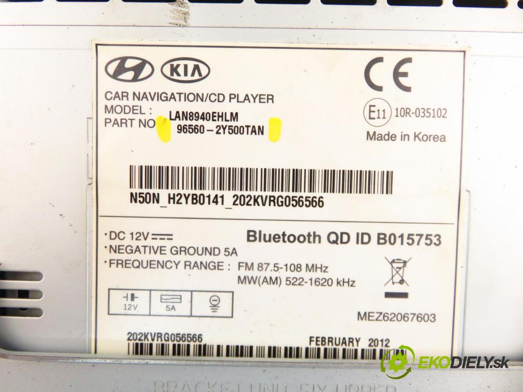 HYUNDAI ix35 (LM, EL, ELH) SUV 2011 135,00 2.0 CRDi 4WD 184 - D4HA 1995,00 RADIO CD 965602Y500TAN