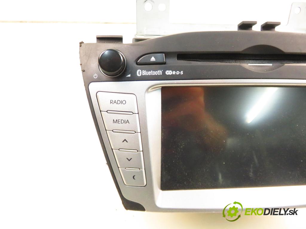 HYUNDAI ix35 (LM, EL, ELH) SUV 2011 135,00 2.0 CRDi 4WD 184 - D4HA 1995,00 RADIO CD 965602Y500TAN