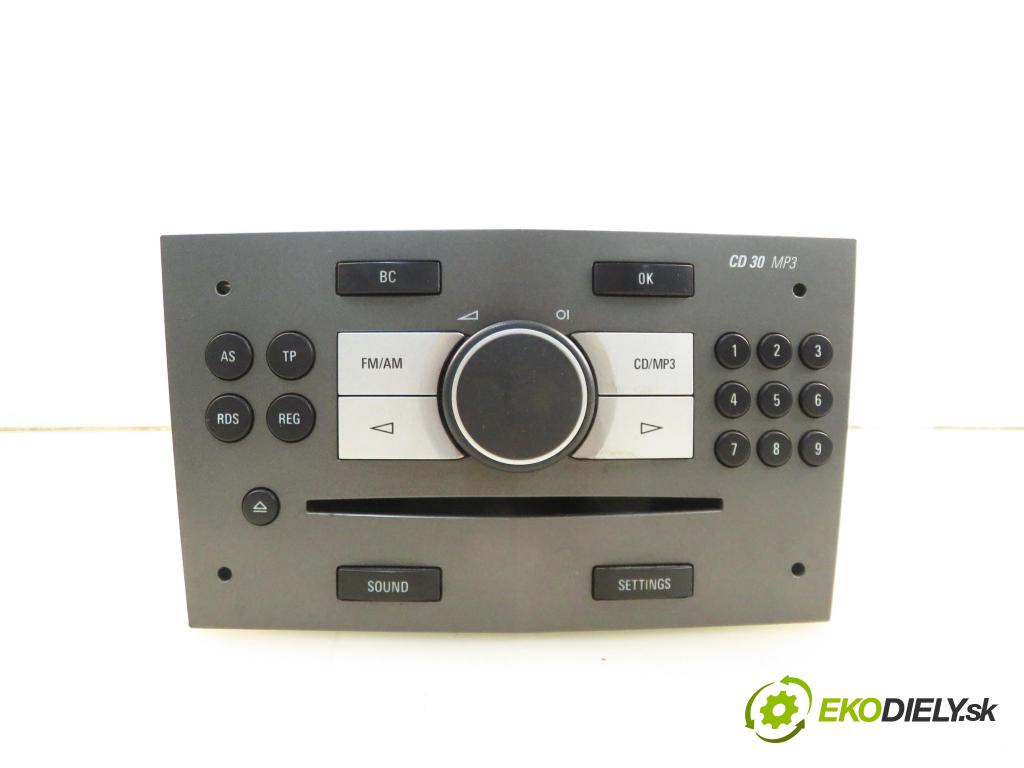 OPEL ZAFIRA B (A05) MINIVAN 2006 88,00 1.9 CDTI 8V 120 - Z 19 DT 1910,00 RADIO CD 13190742